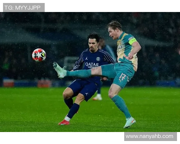 退役足球明星帅哥们的风采与魅力尽显在这些精彩瞬间中